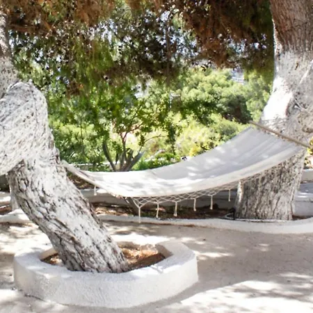 Pefkides Aegina Boutique