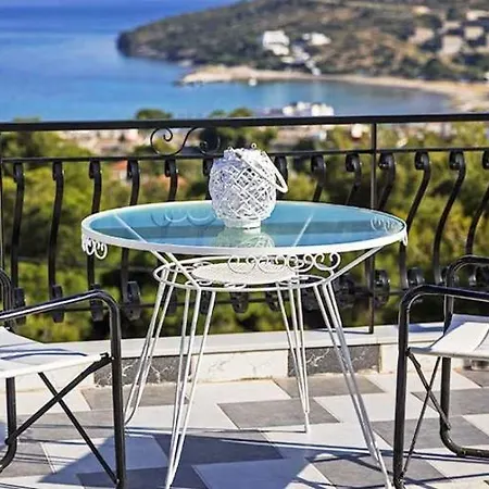 Pefkides Aegina Boutique 2*